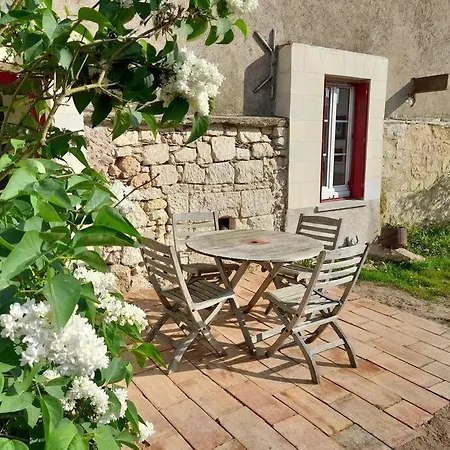 Gite En Bord De Loire Blaison-Saint-Sulpice Exterior photo